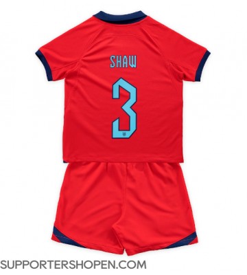 England Luke Shaw #3 Bortatröja Barn VM 2022 Kortärmad (+ korta byxor)